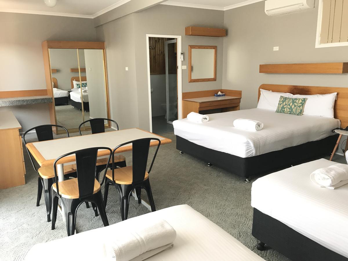 Cascades Motor Inn Даббо Екстер'єр фото